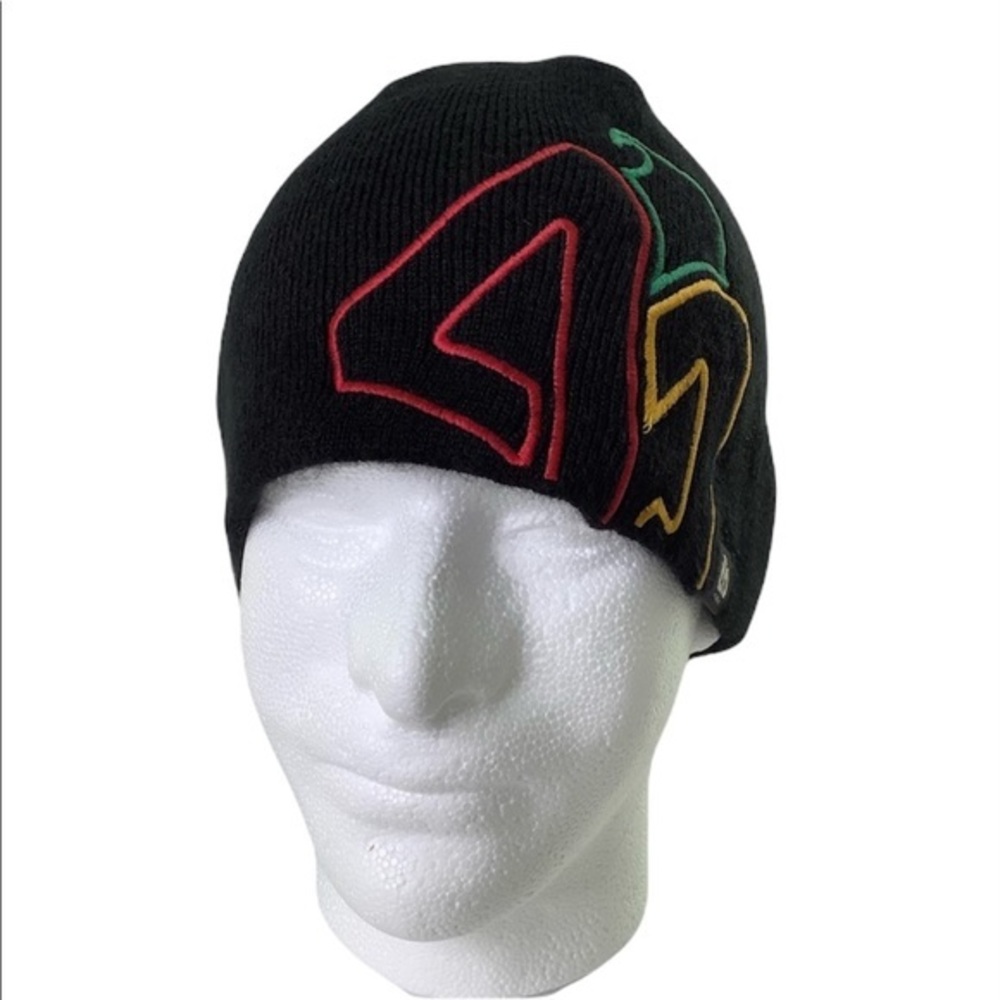 Matix multicolore large Logo knit Unisex Beanie hat size OS EUC